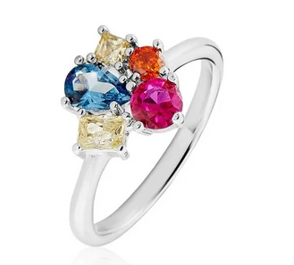 Ring mit bunten Edelsteinen